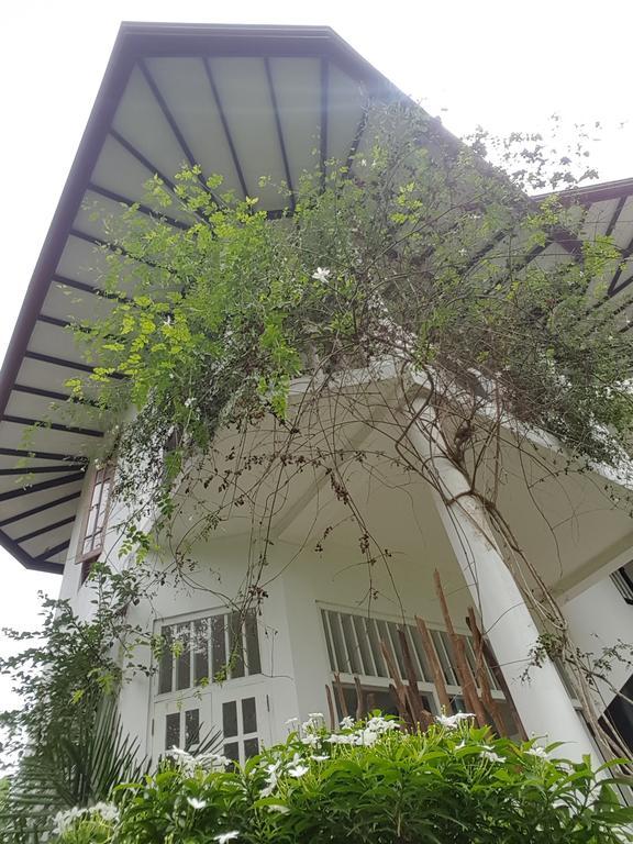 Villa Dewasiri Unawatuna Esterno foto